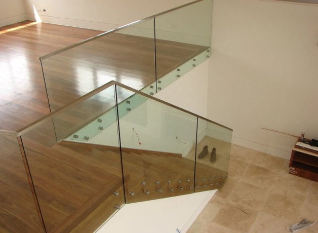 glass-balustrade-batemans-bay-big-0