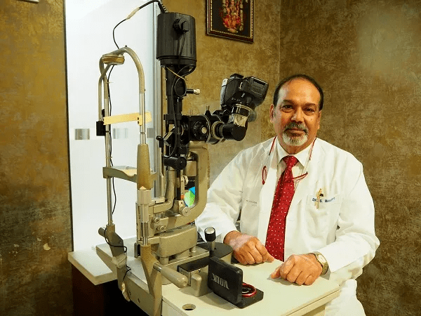 best-eye-specialist-in-delhi-big-0