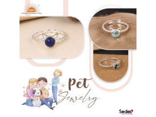 Pet Jewelry Trends for Men/Women: Unique Accessories to Show Off Your Love for Animals