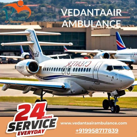 avail-of-vedanta-air-ambulance-services-in-indore-with-updated-medical-tools-big-0