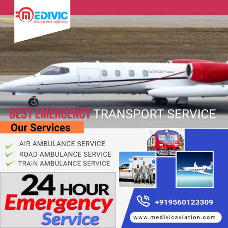 for-world-class-healthcare-team-book-medivic-aviation-train-ambulance-services-in-lucknow-big-0