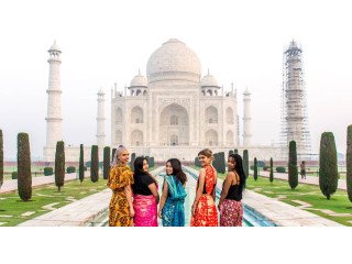 Group travel for women- The Delhi Way