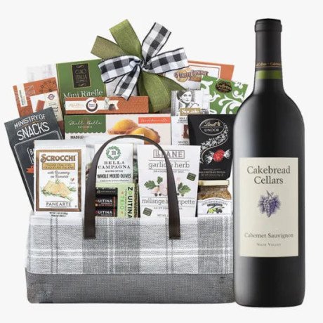 luxurious-napa-valley-wine-gift-baskets-a-taste-of-californias-finest-big-0