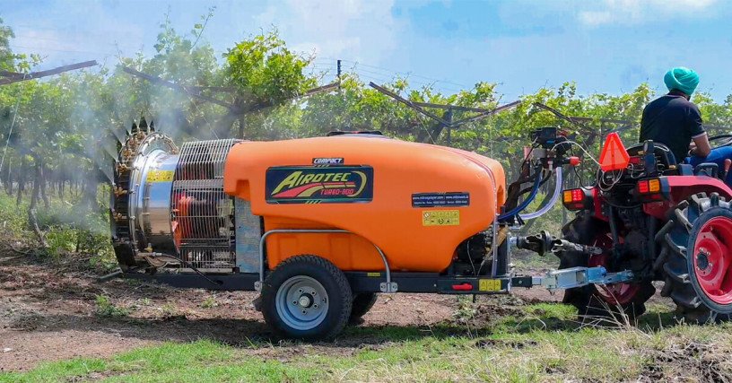 effortless-farming-with-a-high-performance-sprayer-for-tractor-big-0