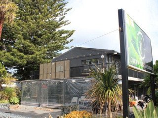 looking-for-a-durable-glass-balustrade