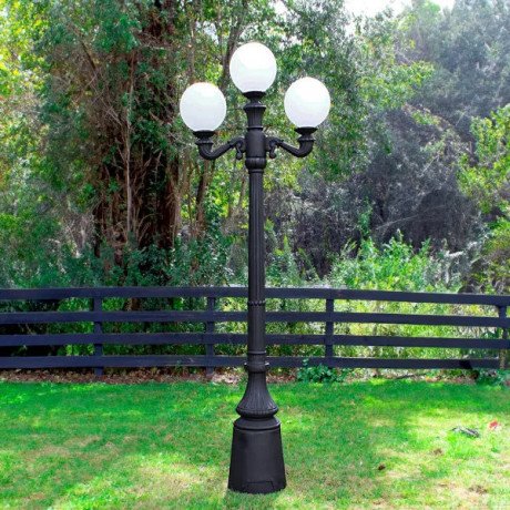 street-lamp-pole-for-stylish-outdoor-lighting-the-kings-bay-big-0
