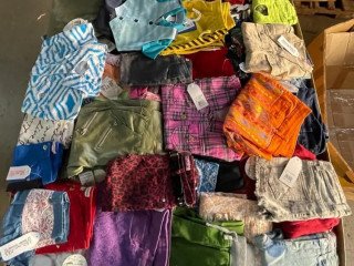 buy-baby-clothes-pallet